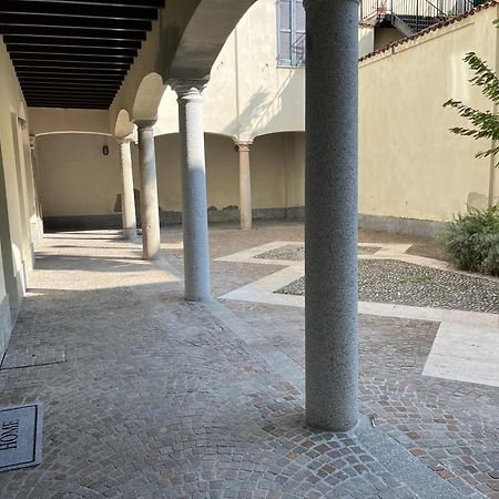 Loft Matteotti - Studio In Centro ブスト・アルシーツィオ エクステリア 写真